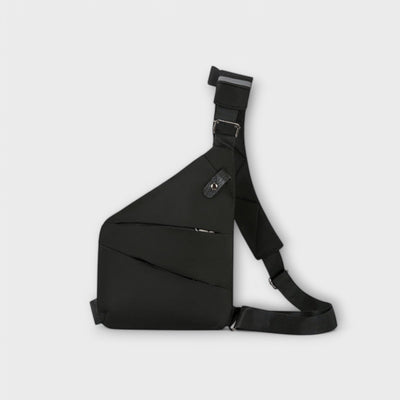 Cécile. - Torba čez ramo proti kraji