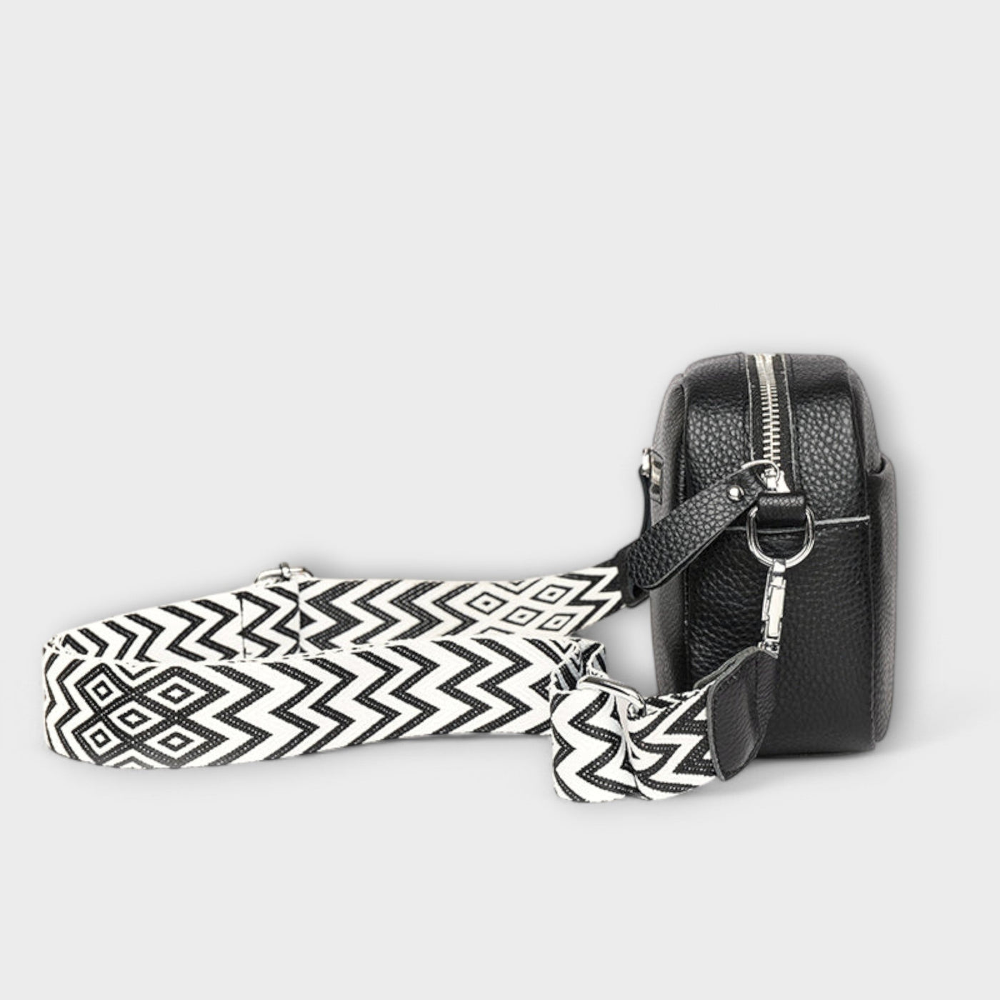 Cécile. - Mini torbica čez ramo