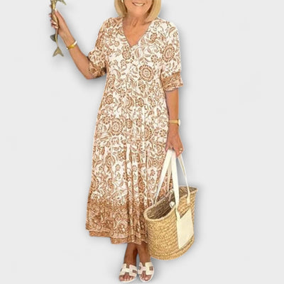 Caitlin - Elegantne cvetlične obleke z zračnim dizajnom