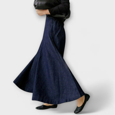 Antonia – Ženske hlače s širokimi nogavicami